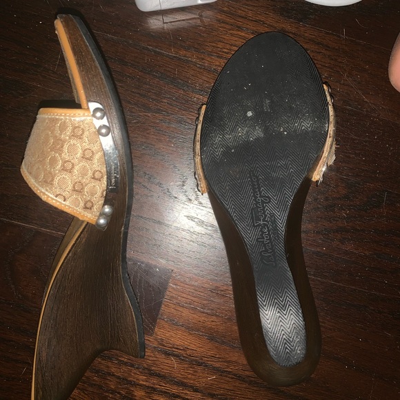 Sexy ferragamo heel - Picture 2 of 4